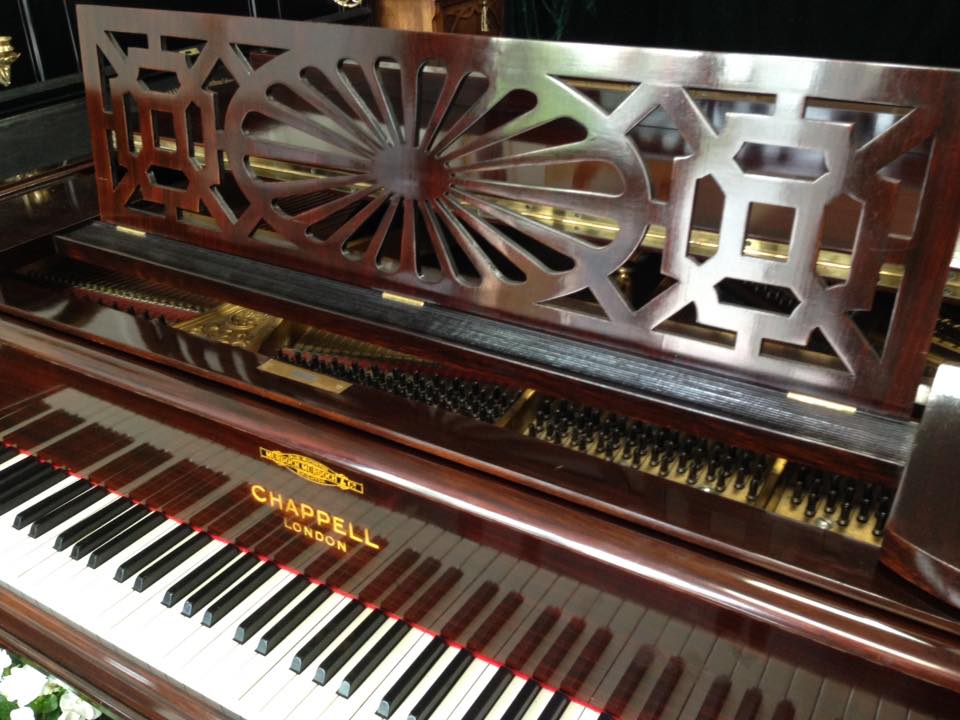 CHAPPELL Rosewood baby grand piano